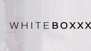 WHITEBOXXX - Clea Gaultier a csábító francia csajszika