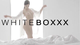 White Boxxx - Fullos barinő kedveli a kötözéses dugást