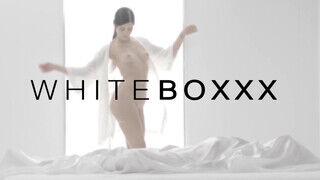 White Boxxx - Cindy Shine a borotvált cuncis cseh zsenge