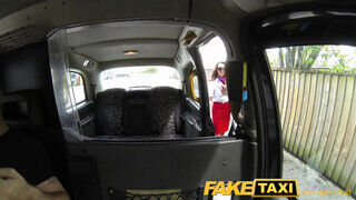 FakeTaxi - Tini ribancok kufirconlak a taxiban