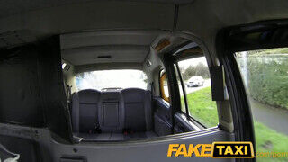 FakeTaxi - Csöcsös cseh kis csaj a taxiban
