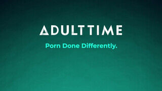 ADULT TIME - Silvia Saige a csöcsös karcsú milf