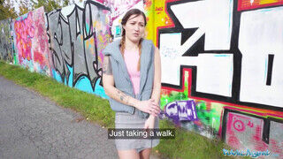 Public Agent - Mina a hatalmas popsis fiatal