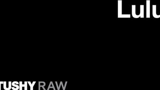 TUSHYRAW - Lulu feszes popsija megdugva