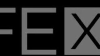 HotwifeXXX - ez a pénisz túl méretes a pici pinámnak