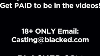 BLACKED - 4 ellenállhatatlan szöszke és egy csoki csóka