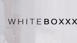 WhiteBoxxx - Alyssia Kent hatlmas cickós román örömlány