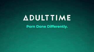 ADULT TIME - Jemma Valentine a vonzó szöszke milf