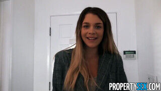 PropertySex - Gabbie Carter az óriás tőgyes szexy fiatal