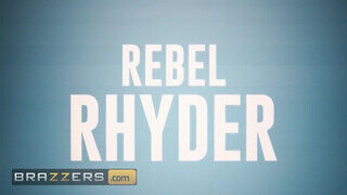 Brazzers - Rebel Rhyder és Adira Allure édeshármasban kamagyolnak
