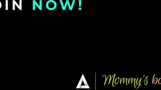 MOMMY'S BOY - Penny Barber és Chloe Surreal meg a fiatal csóka
