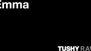 TUSHYRAW - Emma a sovány szöszi kurva