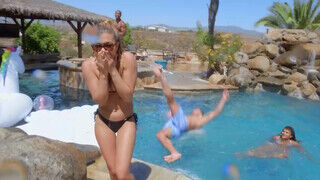 REALITY KINGS - Sara Diamante bulkesza megdugva