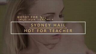 Sydney Hall csipázza a pélót