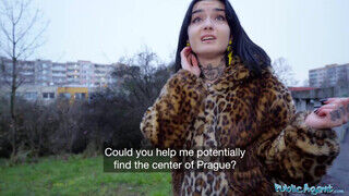 Public Agent - Crystal Cherry a szexy francia bige