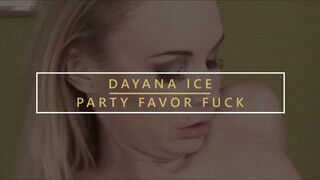 Dayana Ice vaginája megbaszva