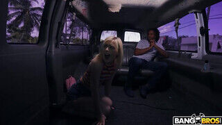 BANGBROS - Minxx Marley megszexelve a kisbuszban