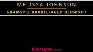 Melissa Johnson a bazinagy cickós koros nő