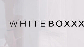 WHITEBOXXX - Kaisa Nord a nagyméretű csöcsű ruszki pipi