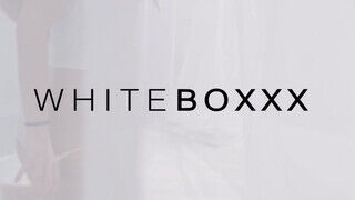 WhiteBoxxx - Kaisa Nord és Elena Vega édeshármasban hancuroznak