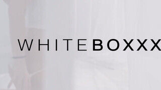 WhiteBoxxx - Luna Corazon a bűbájos latin amerikai pipi