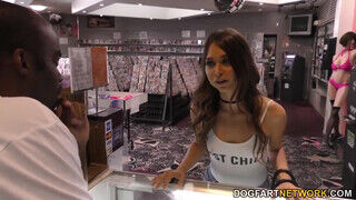 Riley Reid a sex kabinban