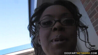 Chanel Dior dug a kabinban