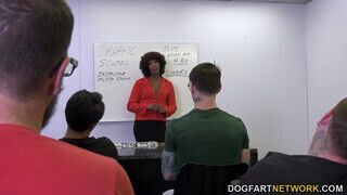 Misty Stone 10 manust szop le