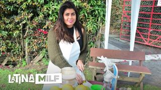 Carmen Lara éhes milf cunija kap mély baszást forró felvétel és baszás közben