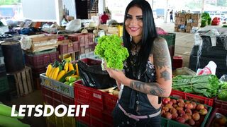 Csoki kiscsaj melina zapata felvett mély dugásra idősödő puncijába - latin milf