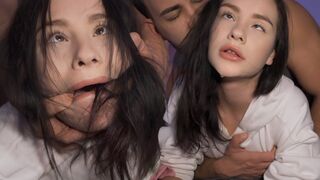Extrém spriccelős orgazmus - 18 éves fiatal durván szétbaszva könyörtelen kutyapózban - matty mila perez